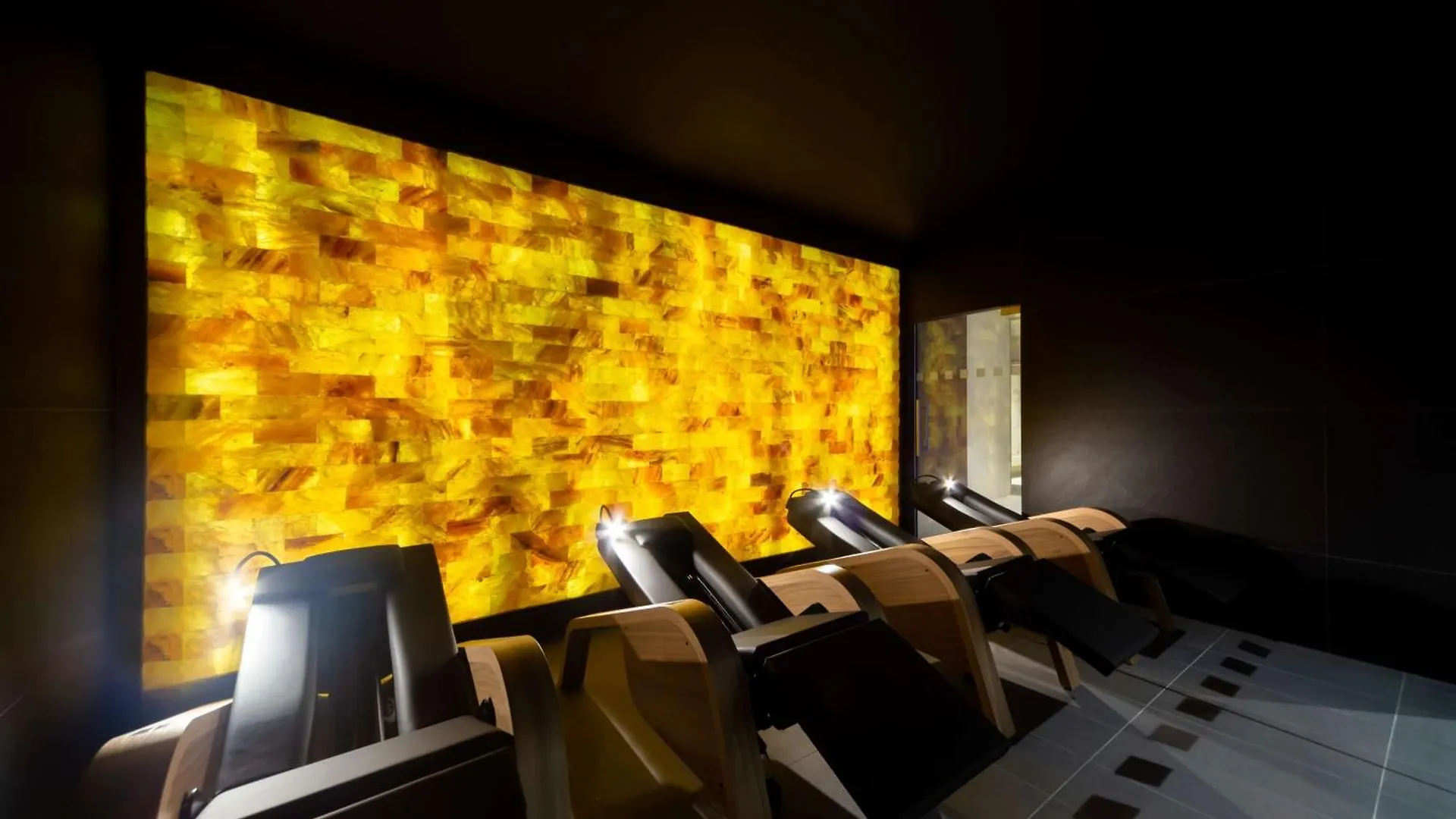 Radisson Hotel & Suites, Gdansk, Wyspa Spichrzow 4*, Gdansk Poland