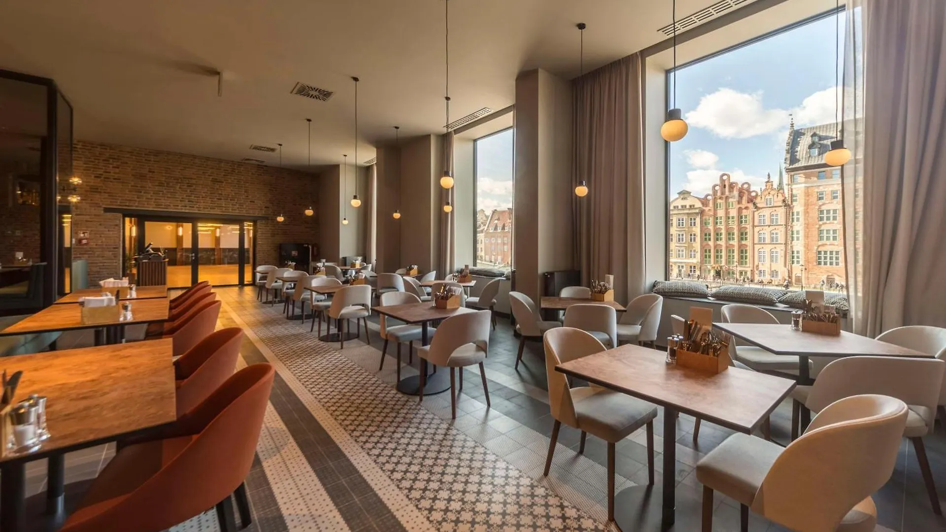 Radisson Hotel & Suites, Gdansk, Wyspa Spichrzow 4*, Γκντανσκ Πολωνία