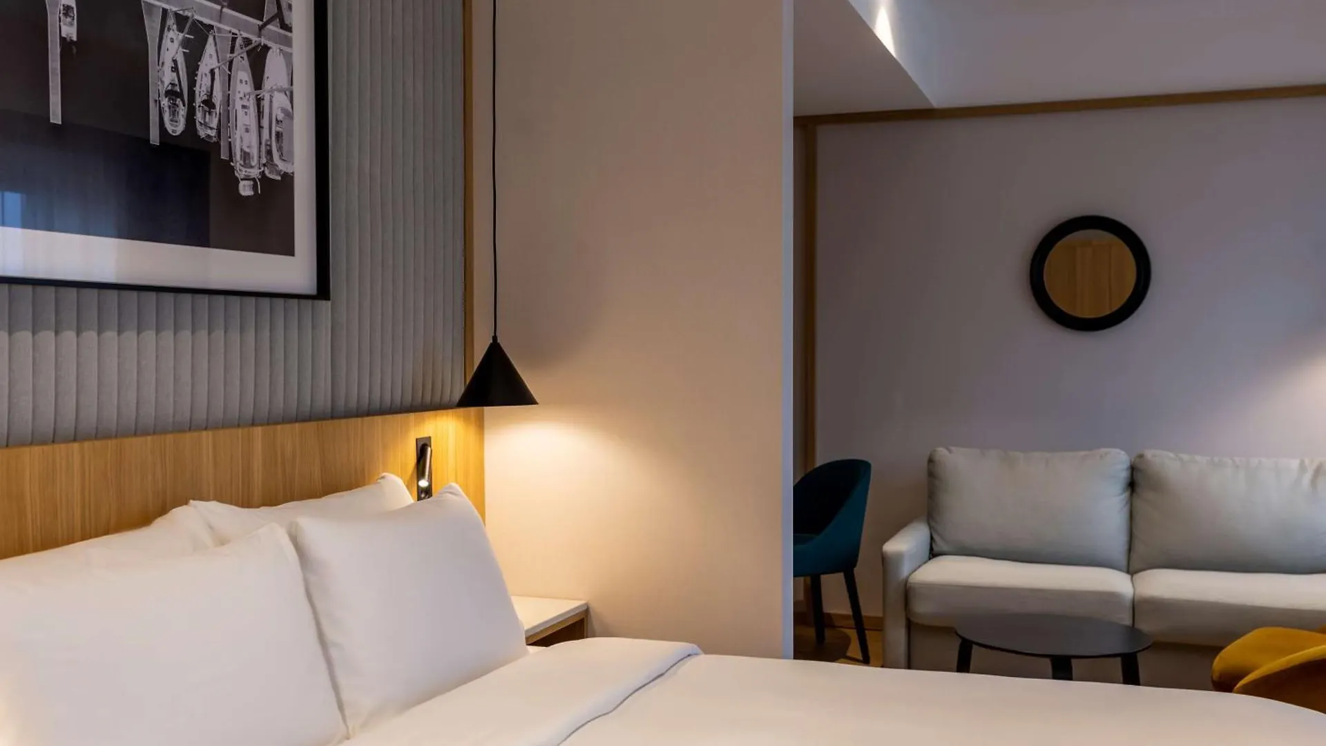 Radisson Hotel & Suites, Gdansk, Wyspa Spichrzow  Γκντανσκ